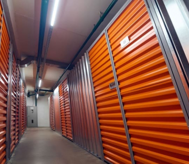 מחסנים להשכרה